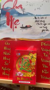 Lịch tết 2026 bìa gỗ tráng gương kt 40x60cm chữ thư pháp Cha Mẹ gắn bloc đại