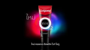 คอลเกต ยาสีฟัน อ๊อพติค ไวท์ โอทู 85 กรัม (อะโรมาติค เมนทอล / พีช ออสแมนตัส) - Colgate Optic White O2 85g