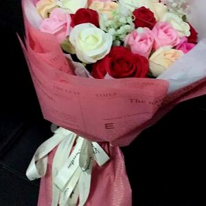 Flower Wrapping Paper Waterproof Motif Koran Newspaper Kertas Buket0 Bunga Wisuda Anniversary Romantis Cellophane KB012