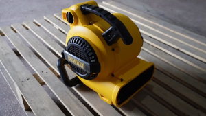Máy thổi khô thảm sàn Dewalt DXAM2250 130W - HÀNG CHÍNH HÃNG
