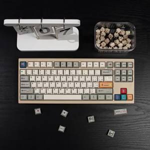 C64 R3 Retro Keycaps Colorful Side Engraved Keycap Cherry Profile Dye Sublimation PBT Keycaps For MX Mechanical Keyboard Wooting