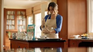 Gluten Free Organic Steel Cut Oats - Bob's Red Mill 680g - ชิ้นเล็กๆ ของข้าวโอ๊ตม้วนและแบบอันตราย