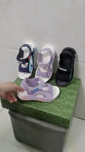 รองเท้าเด็กรองเท้าแตะการ์ตูนน่ารักรองเท้าแตะกันลื่น รองเท้านักเรียนเด็กผู้ชายและผู้หญิง