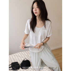 VNOOK | Áo Thun Cổ U Đa Năng Tay Ngắn Ôm Body Có Túi Màu Đơn