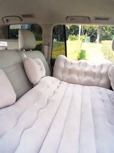 Multi-functional on-board Inflatable Car Rear Travel Bed: Split Air Cushion & Flocking Inflatable Bed