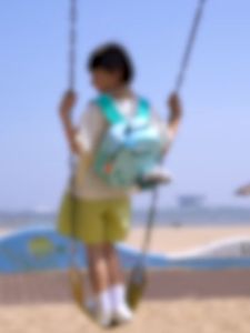 Balo cho bé mầm non Mideer Snuggle Square Backpack Cặp đi học cho bé