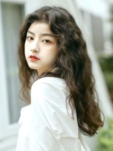 Hong Kong Style Long Hair Wig Womens Natural Looking Cornrows Curly Hair Full Head Cover High Temperature Silk Hair Extensions