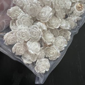 Manna กระดุมรูปดอกกุหลาบสีขาวสไตล์ฝรั่งเศส กระดุมทรงสามมิติ กระดุมเย็บมือ ดีไซน์หรูหรา กระดุมตกแต่งสำหรับบ้าน