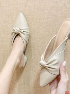 Womens Summer Outdoor Wear 2024 New Daily Versatile Thick Heel Headed Half Slip Middle Heel Pointed Toe Internet Celebrity Mule Sandals