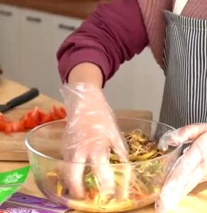 Sarung Tangan Plastik Untuk Masak Makan Mukbang Sekali Pakai Steril 100 PCS