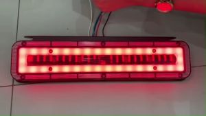 ไฟท้าย รถบรรทุก รุ่น 6D ขนาด 30 cm มีไฟ 12v และ 24v (ราคาต่อข้าง)