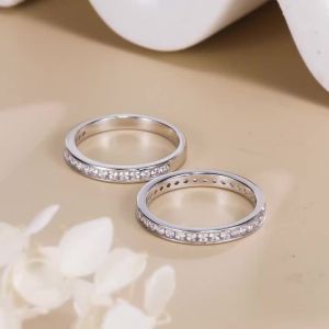 Pretty Beauty Channel Setting Eternity Moissanite Wedding Band S925 Silver for Women White Gold Plated Diamond Ring Fine Jewelry
