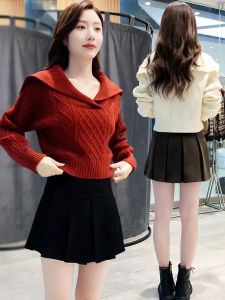 เสื้อสเวตเตอร์ถักสีแดงสไตล์ย้อนยุคสำหรับผู้หญิง ฤดูใบไม้ร่วง/ฤดูหนาว 2025 เสื้อสเวตเตอร์ถักคอปกสั้นเอวสูง แฟชั่นสำหรับสวมใส่กลางแจ้ง