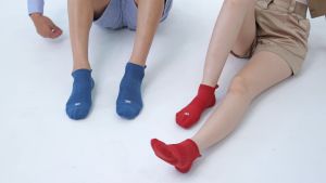 DK ถุงเท้ากีฬา แอนตี้แบคทีเรีย ลดกลิ่นอับ ใส่สบาย ใส่ทำงาน/ออกกำลังกาย มีหลายสี