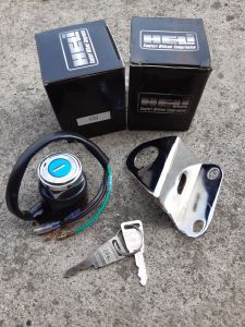 KUNCI KONTAK CG HELLI SET DUDUKAN KABEL 4 PNP CB GL MP TIGER