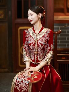 New 2025 Show He Wedding Dress Traditional Chinese Style Long Sleeve Embroidered Flag Robe for Brides High End Wedding Ceremony