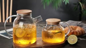 Teko Kaca Transparent Borosilicate Glass Teapot with Wooden Lid