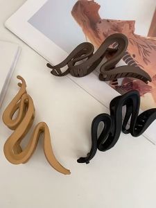 Jepit Rambut Wanita Jepitan Rambut Salon Hair Claw Korean Style Jedai Rambut Wanita