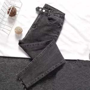 [Beevalue] Celana Panjang Wanita HighWaist Skinny Jeans Wanita Premium | Celana Panjang Highwaist Wanita Jeans Premium Quality | Jeans Wanita Polos Dua Kancing | Jeans Wanita  Skinny | Jeans High Waist Baggy | Jeans Boyfriend (029)