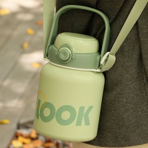 แก้วน้ำสแตนเลสทรงตั้งได้สำหรับผู้หญิง ความจุขนาดใหญ่ แก้วน้ำดื่มแบบสะพายข้างสำหรับนักเรียน สไตล์เรียบง่าย ความยาวการรักษาความร้อน 6-12 ชั่วโมง