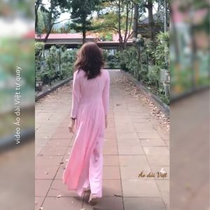 Áo dài màu hồng phấn pastel trơn truyền thống giáo viên công sở may sẵn lụa mỹ cao cấp