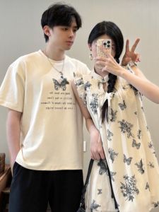 ชุดเดรสผู้หญิงพิมพ์ลายผีเสื้อสไตล์ฤดูร้อน กระโปรงทรงเอ แขนยาว คอวี กระดุม ชุดคู่รัก ชุดเดรสผู้หญิง ชุดเดรสผู้หญิง