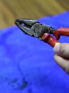 ขจัดสนิมอย่างรวดเร็ว 450ML น้ำยากัดสนิม ล้างสนิม ทำความสะอาดผิวโลหะ น้ำยาล้างสนิมและเคลือบผิวโลหะ สูตรเข้มข้น