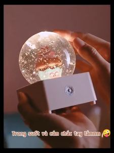 Hộp Nhạc Cầu Tuyết Hình Bánh Cupcake Trang Trí