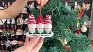 2022 Snowman Family of 3 Personalized Christmas Tree Ornament Custom Family Keepsake Gifts for Grandparents Parents Kids Neighbors Resin