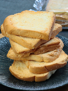 Boss Brand Dry Bread Block Pastry Material Small Bread Can Be Eaten Dry Toast Baking Supplies Chinese Manufacturer 200g Net Content