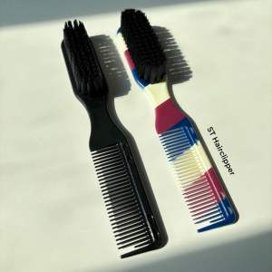 แปรงเฟคปัดเศษผม 2in1 พร้อมหวีพกพาสะดวก