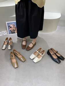 French Style Retro Square Toe Low Heel Shoes Spring/Summer Gentle Fairy Lady Style with Skirt Word Soft Leather Silver Mary Jane Shoes