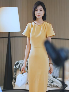 Đầm Công Sở Tay Bồng Thanh Lịch Màu Vàng Kem