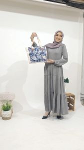 Tas lucu tas kanvas Totebag Resleting kuliah wanita bahan kanvas polos dan Tote bag canvas Motif bisa custom sablon tas seminar cewek souvenir gift dll