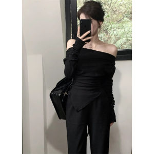 Áo Sơ Mi Nữ Tay Dài Ấm Áp Mùa Thu Đông Phong Cách Mới Một Bên Vai Hở Xương Đòn Viền Không Đều Đẹp Không Thể Cưỡng Lại
