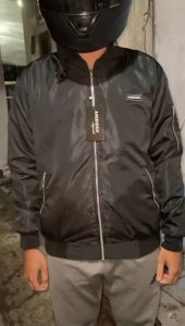 Pilihan Jaket Pria: Jaket Bomber, Parasut, Polos & Distro Terbaru
