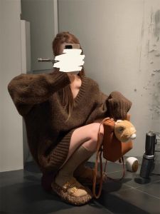 ฤดูใบไม้ร่วง ฤดูหนาว ยาว อุ่น สีช็อกโกแลต Lazy Large Knitted ลำลอง คอวี เสื้อสเวตเตอร์ ผู้หญิง Overhead เสื้อผ้าถัก เสื้อระบายความร้อนที่สะดวกสบาย