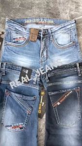 Celana Panjang Bahan Stretch: Celana Jeans Panjang Pensil & Slimfit