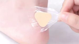 20pcs Foam Heel Protector Foot Patches Adhesive Blister Pads Heel Liner Shoes Stickers Pain Relief Plaster Foot Inserts Grips