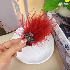 Hair Styling Fixation Swan Feather Faux Fur Clip