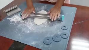 PEMOTONG ADONAN STAINLESS / SCRAPPER ADONAN STAINLESS/Professional Scraper Perata Adonan Kue