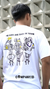 Company.id Kaos Distro Model Drunk Party Peminum Warna Putih Bahan Cotton Combed 24s Tebal Halus Adem Sablon Plastisol Kuat Tidak Pecah Tshirt Anak Muda Cowok Cewek Terbaru Trend Masa Kini T-shirt Distro Pria Keren Simpel T Shirt Motif Keren