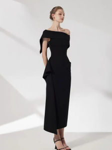 Light Luxurious Fashionable Shoulder-baring Dress Slimming
