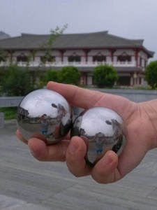 บอลฟิตเนสเหล็กหนาแน่นสำหรับผู้สูงอายุ วัสดุเหล็ก ขนาด 40-100 มม. อุปกรณ์ออกกำลังกายแบบหมุน