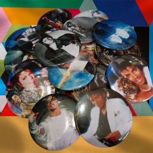 Badge and keychain Michael Jackson king Of pop souvenir novelty gift