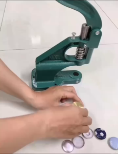 MÁY LÀM NÚT BỌC VẢI