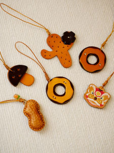Handmade Tannery Leather Keychain Fun Bag Pendant Creative Donut Shaped Genuine Leather Accessory by FengYa Home Decor Brand
