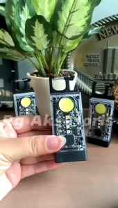 SENTER SOLAR S030-5 Keychain Flash Light Portable Gantungan Kunci Senter LED 8 Mode Cahaya Mini dengan Pembuka Botol Magnet Indoor Outdoor | Senter LED Solar Cell | Senter LED Tenaga Surya | Senter Keychain | Senter Magnet LED