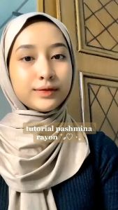 Pasmina Kaos Rayon Premiun Turkey Shawl: Desain Fashionable & Nyaman