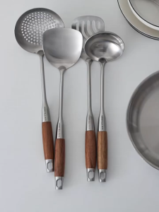 LILIER 304 Stainless Steel Ladle Spatula Wooden Handle Kitchen Cooking Utensil Rust Resistant Home Restaurant